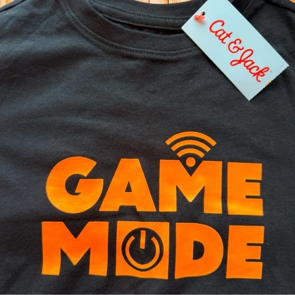 NWT Cat & Jack “Game Mode” Black Graphic Tee - XS (4/5) - Picture 2 of 7